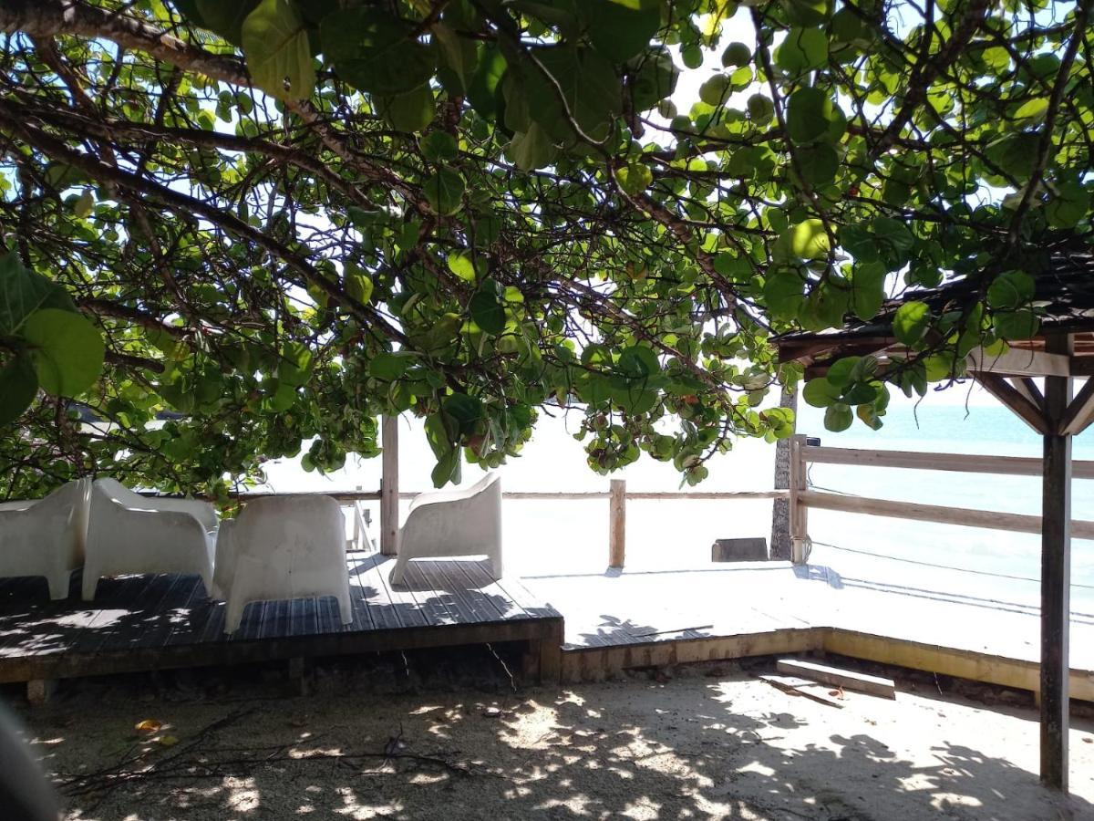 Grand Studio De 41 M², Vue Mer Et Jardin Tropical. เลอโกซิเยร์ ภายนอก รูปภาพ